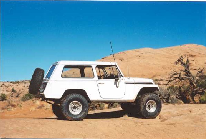 69 Jeepster Commando